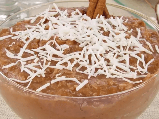 Receitas de Páscoa em São Tomé e Príncipe doce de banana e coco